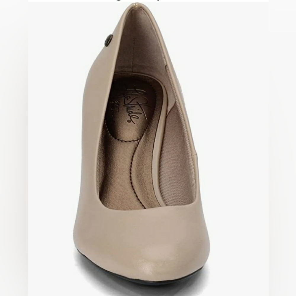 Life Stride Pumps